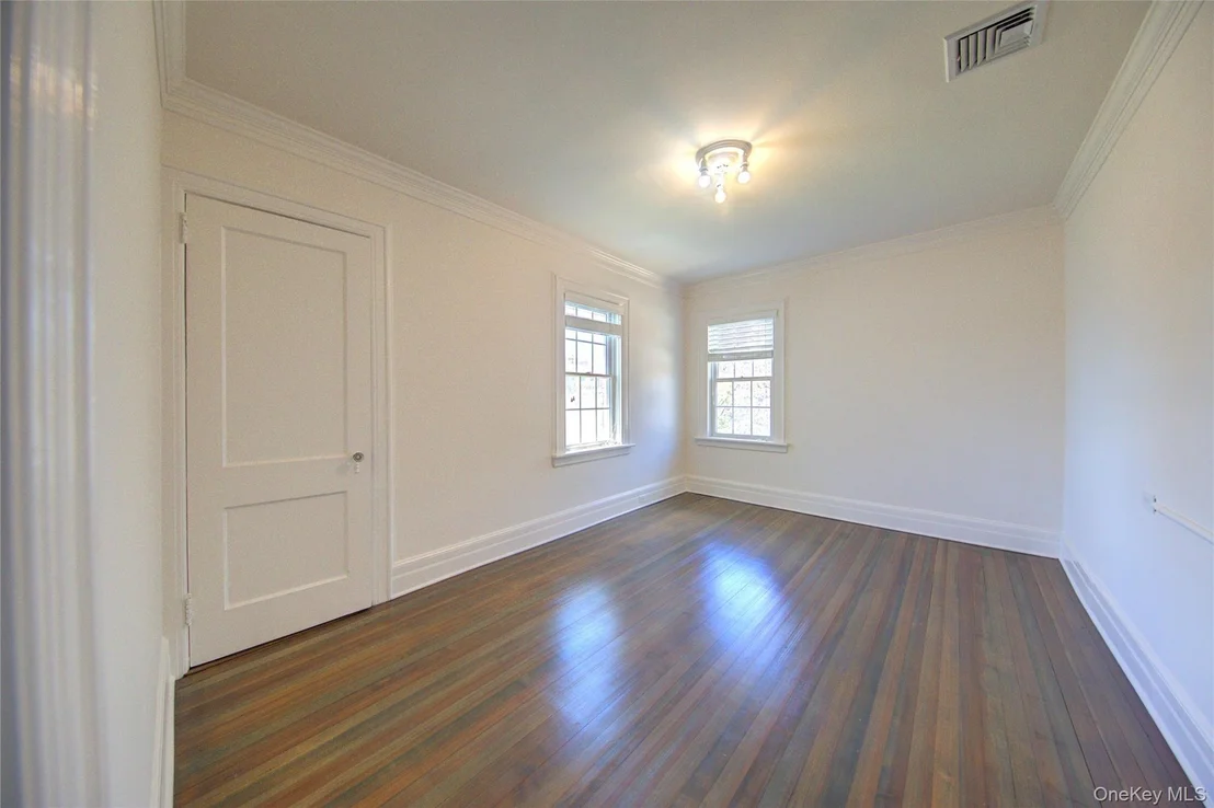Photo of 159 Magnolia Boulevard