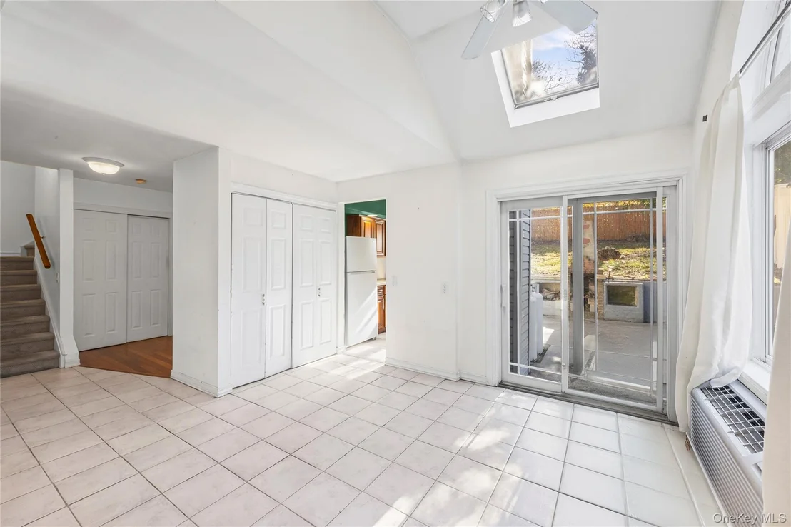 Photo of 10 Queen Drive