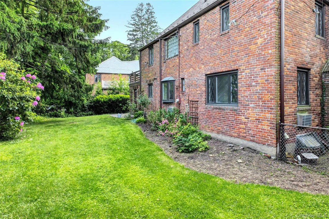 Photo of 142 Mill Spring Road