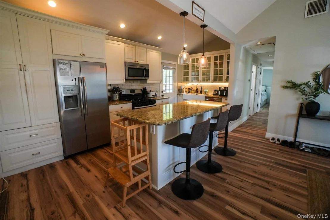 Photo of 1026 Howells Road