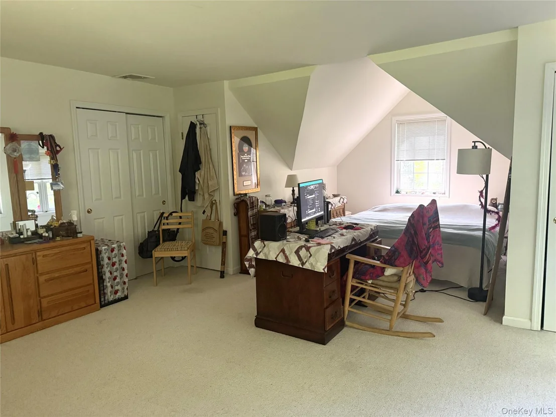 Photo of 10 Stonewall Drive