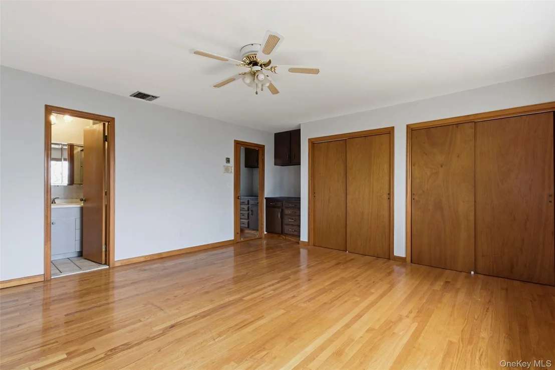Photo of 27 Allapartus Circle