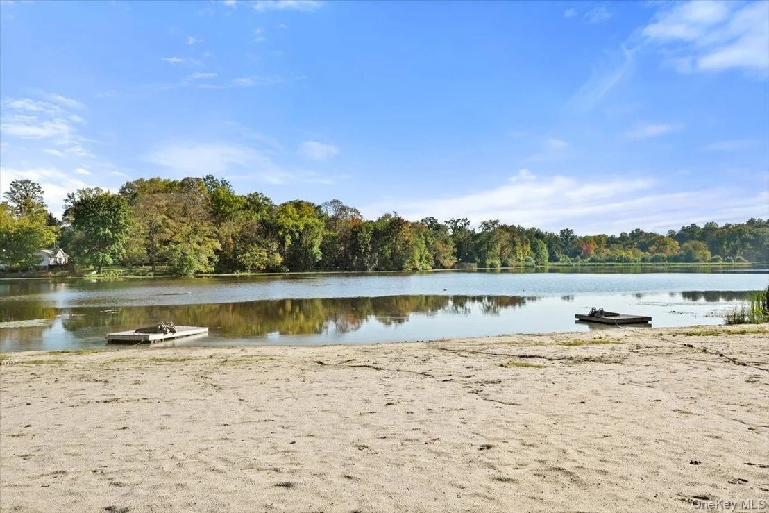 Photo of 8 Peach Road