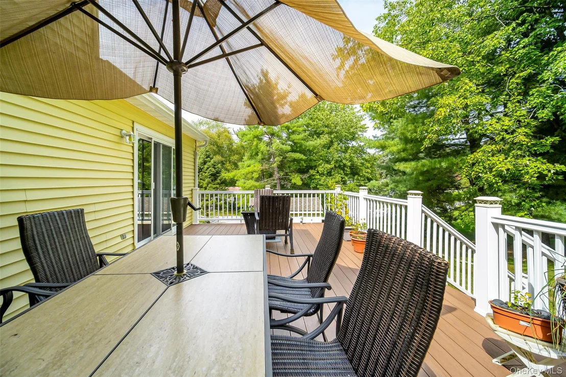 Photo of 1 Tanglewood Lane