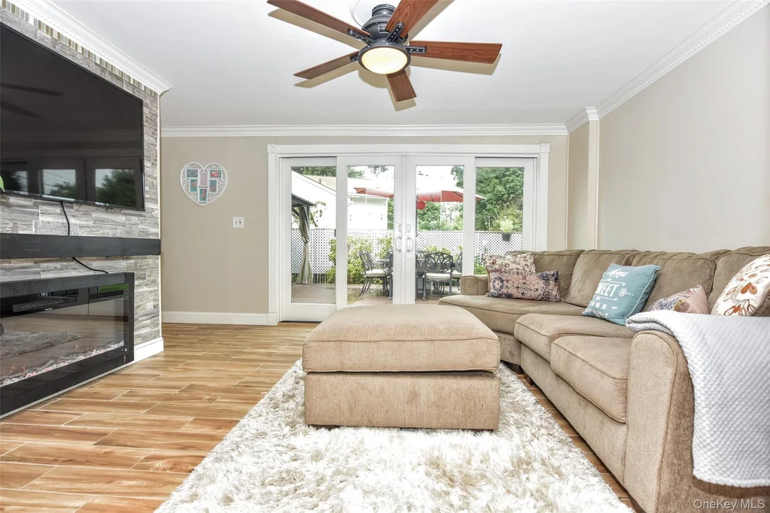 Photo of 3 Forest Knoll Drive