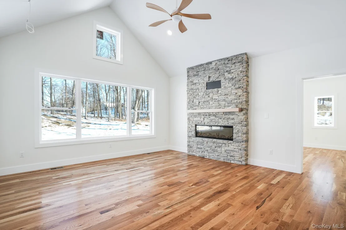 Photo of 16 Bear Hollow Lane
