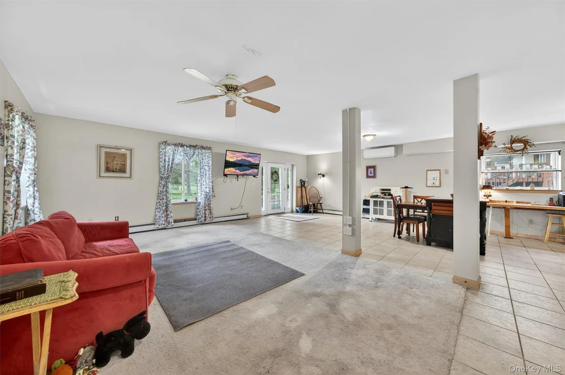 Photo of 48 Farries Avenue