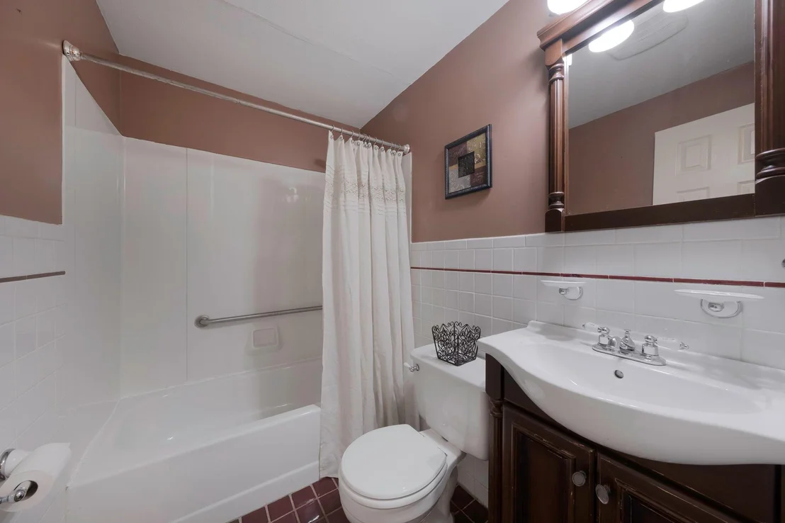 Photo of 41 Winslow Lane