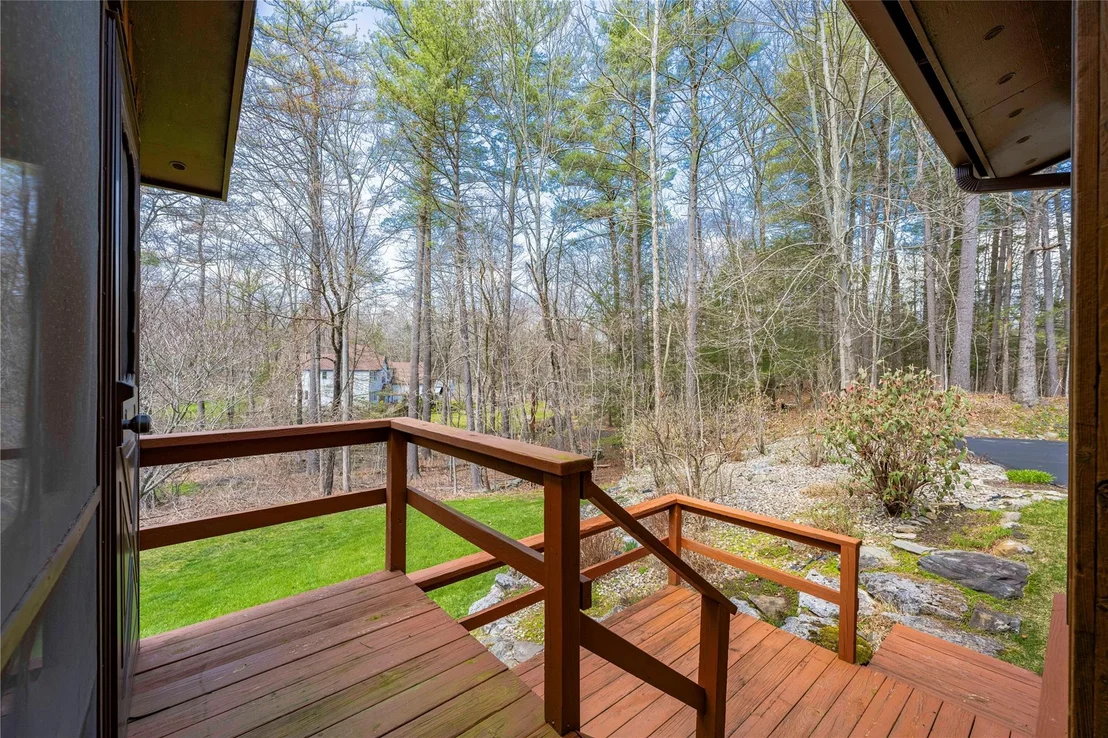 Photo of 23 Stoutenburgh Drive
