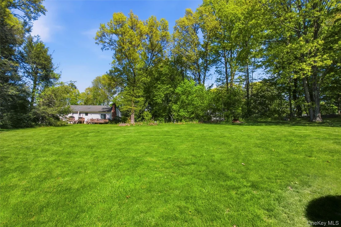 Photo of 32 Meadow Ridge Road