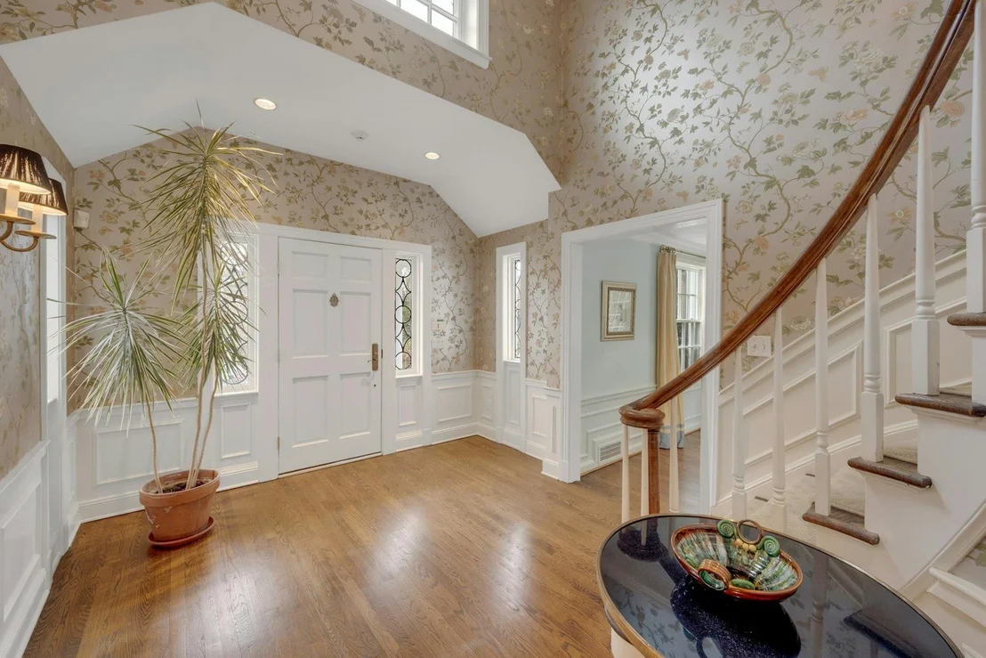 Photo of 280 Beverly Road