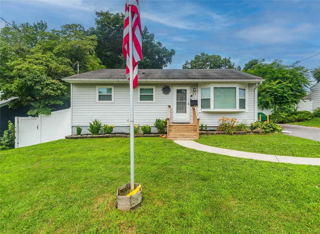 Photo of 31 Peter Cooper Drive