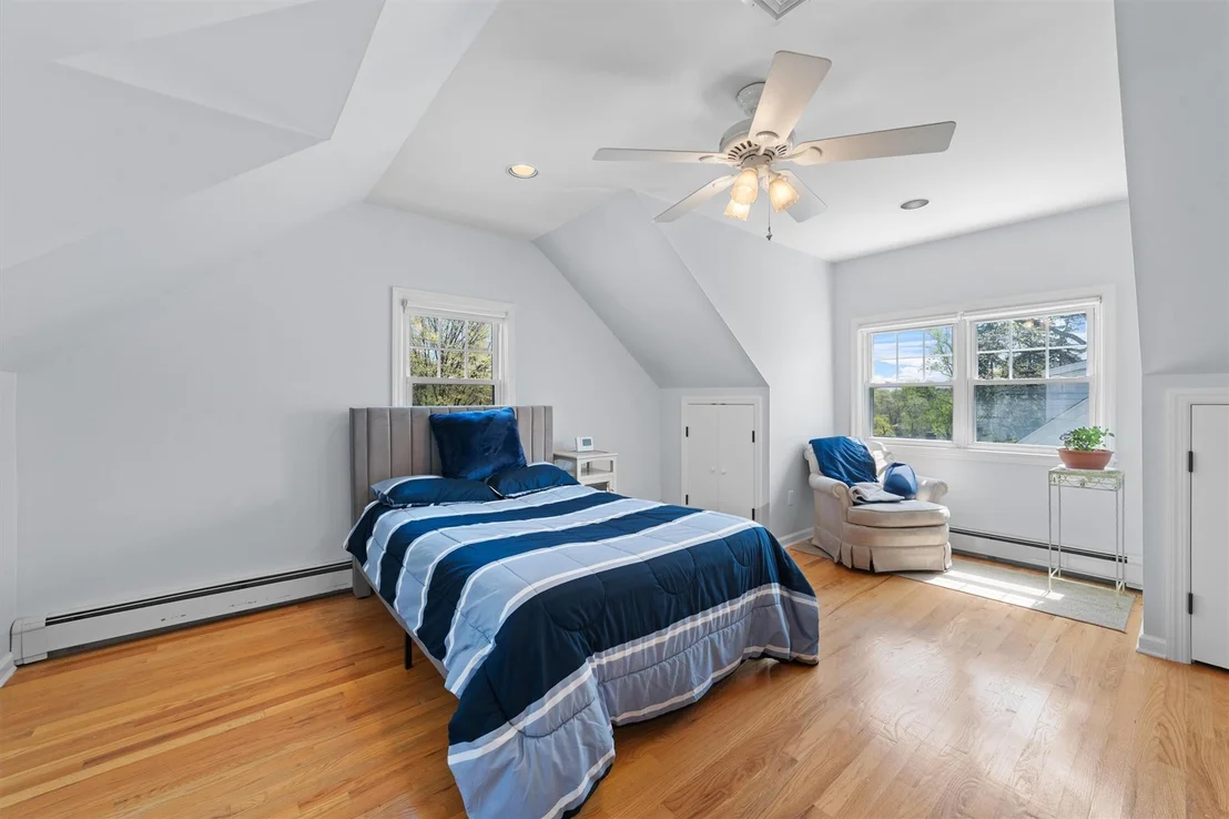 Photo of 22 Eastern Drive