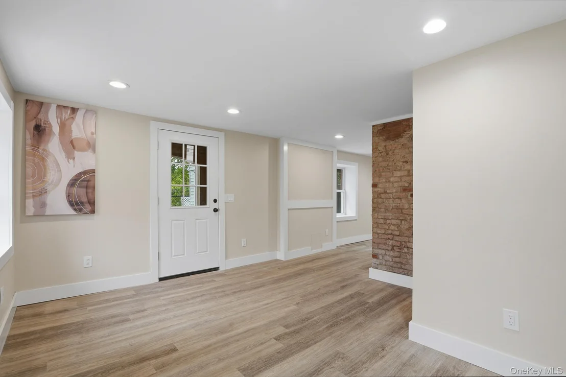 Photo of 10 Robinson Street