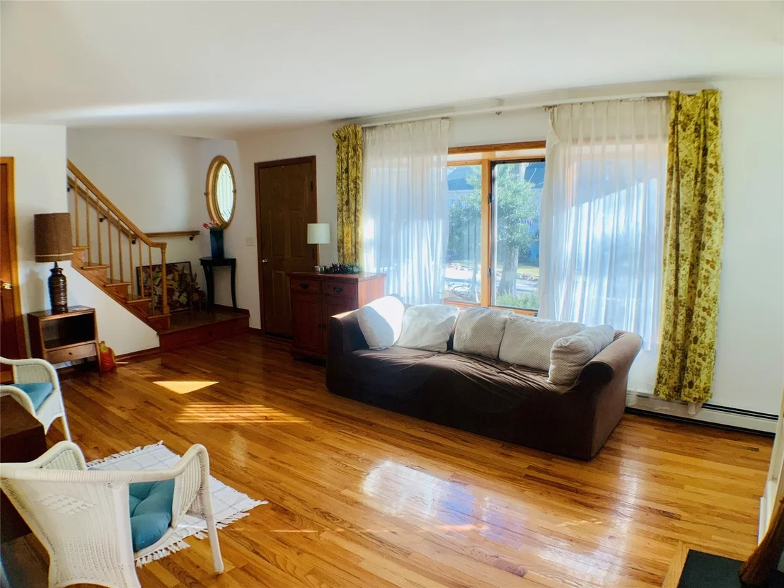 Photo of 5 Oak Lane