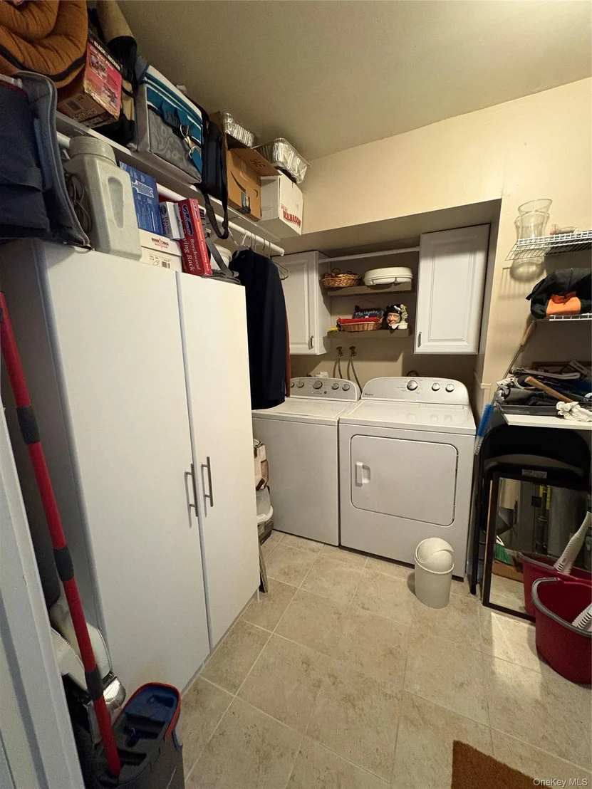 Photo of Unit E at 600 Commons Way