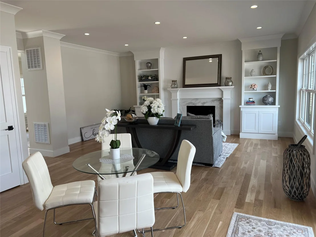 Photo of 10 19th Street