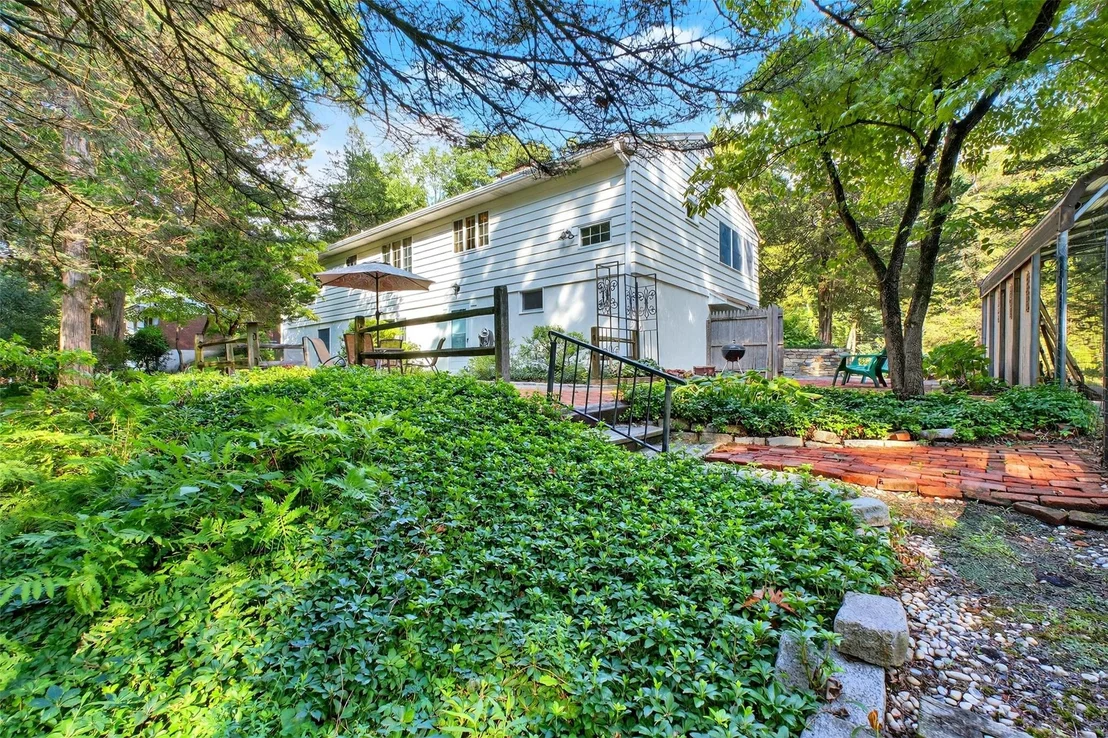 Photo of 7 Oak Bend Road