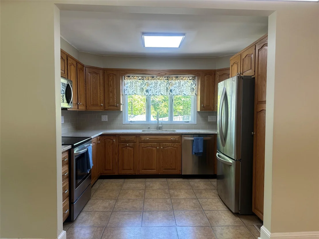 Photo of 8 Van Siclen Drive