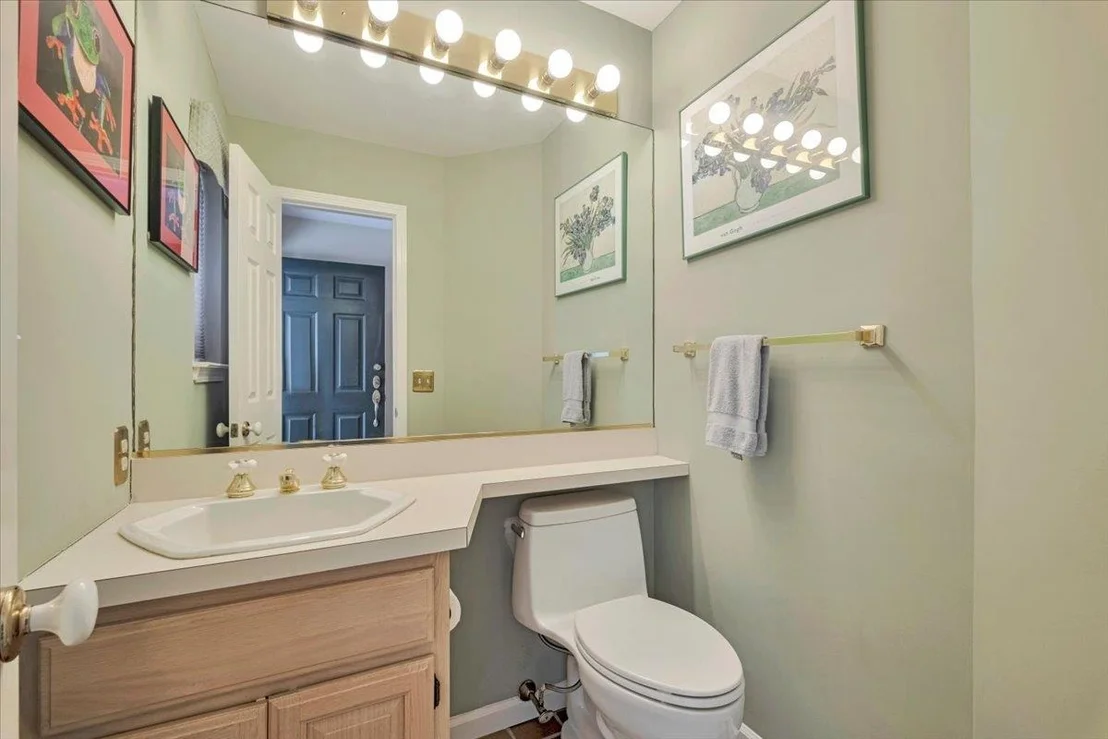 Photo of 1206 Pondside Drive