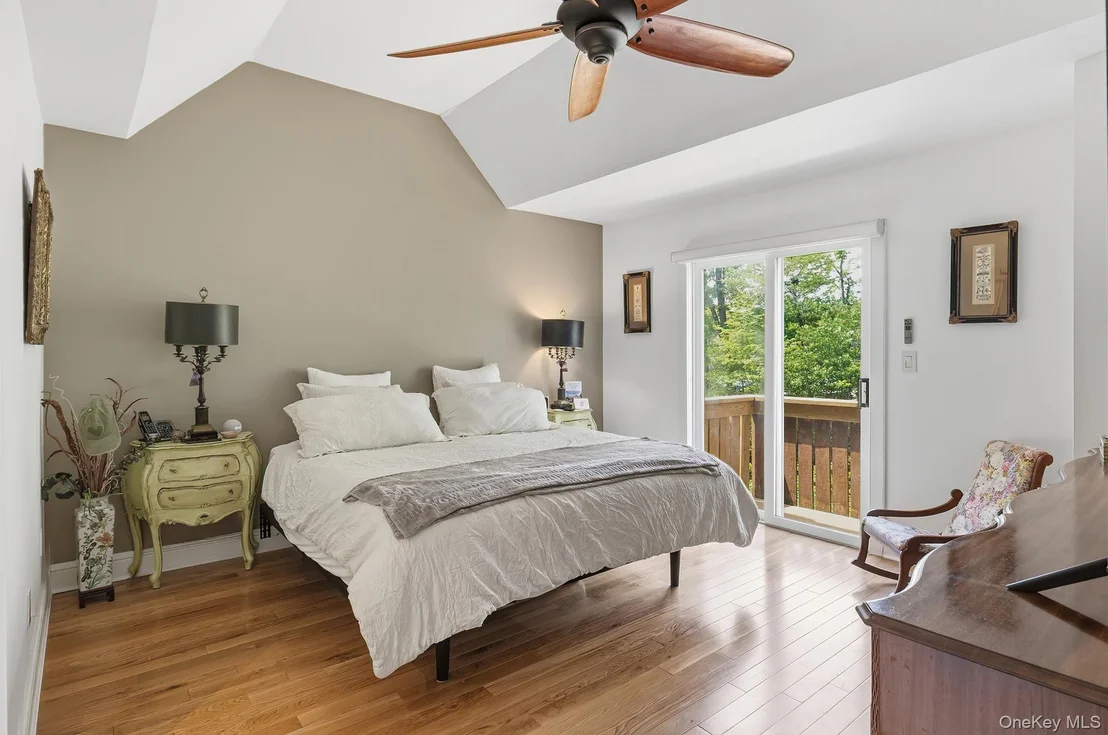Photo of 6 Spring Pond Drive
