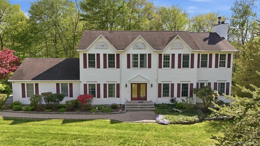 Photo of 28 Sassinoro Drive