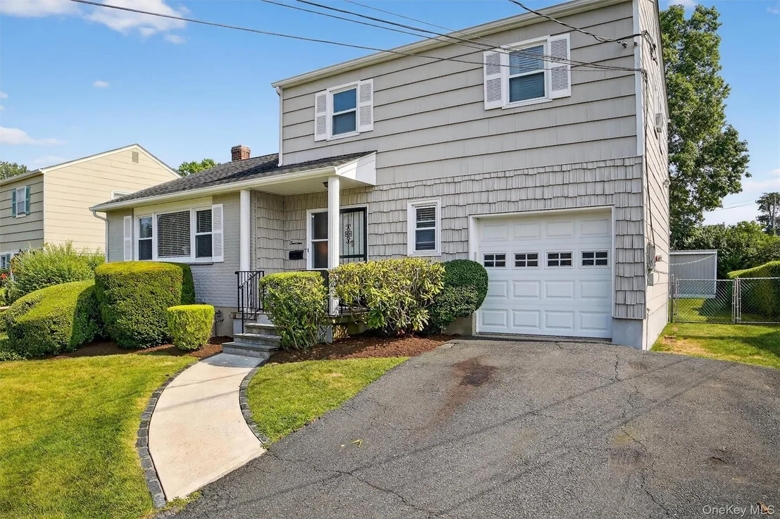 Photo of 14 Midway Road
