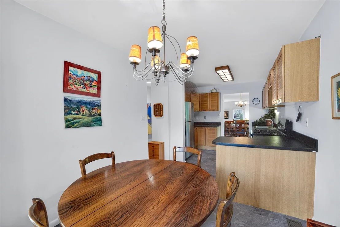 Photo of 32 Spring Pond Drive