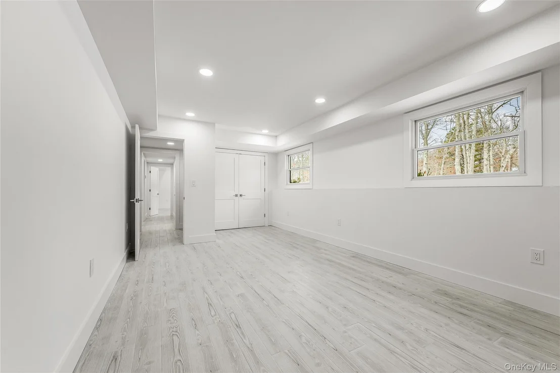 Photo of 105 Old Riverhead Road
