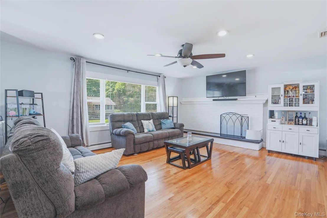 Photo of 12 Daisy Lane