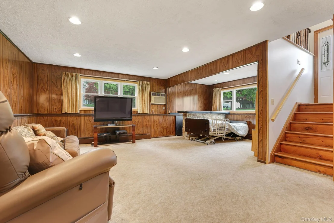Photo of 12 Carnation Drive