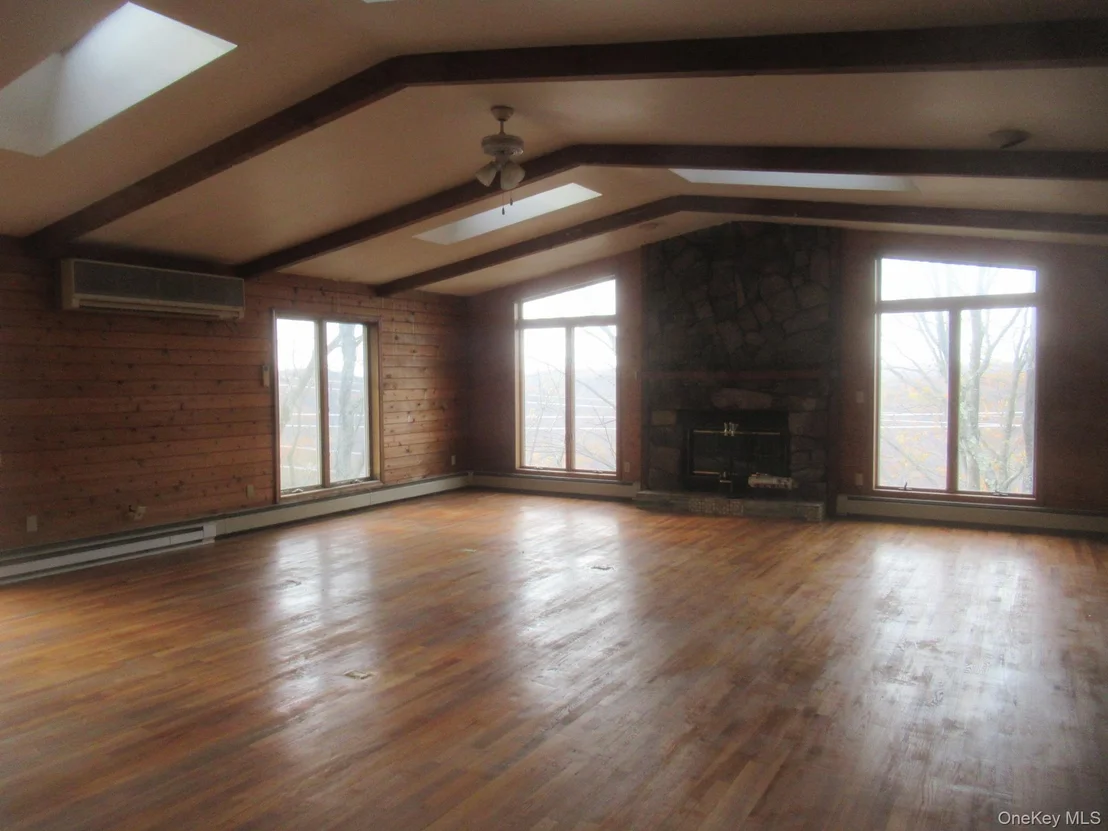 Photo of 64 Hillside View Road