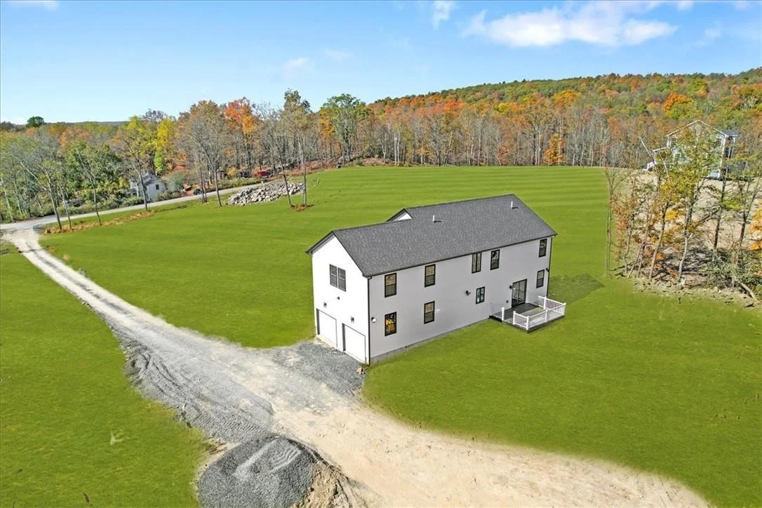 Photo of 290 Van Duzer Road