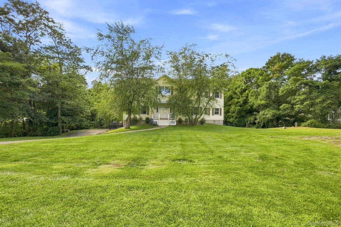 Photo of 480 Haviland Drive