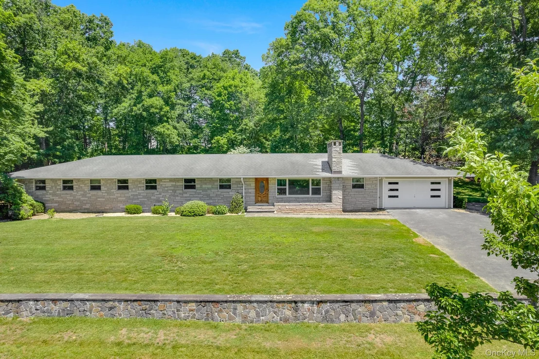 Photo of 21 Vail Road