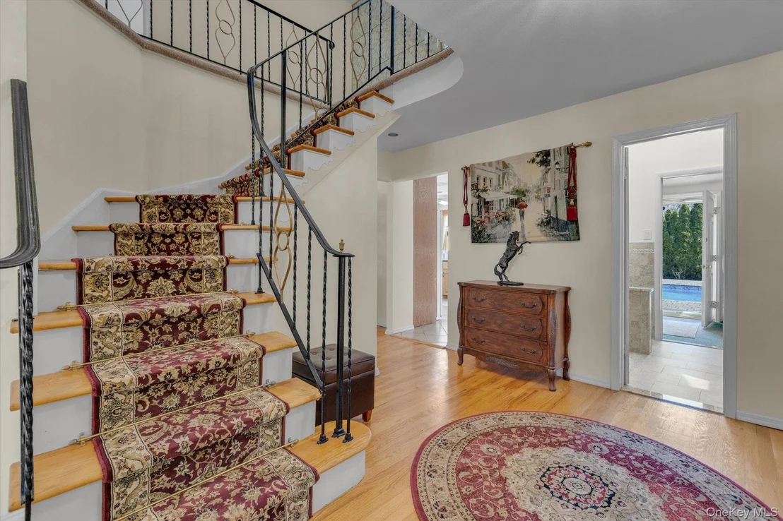 Photo of 1 Somner Drive