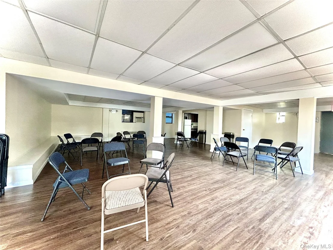 Photo of Unit 2D at 6 West Mill Drive