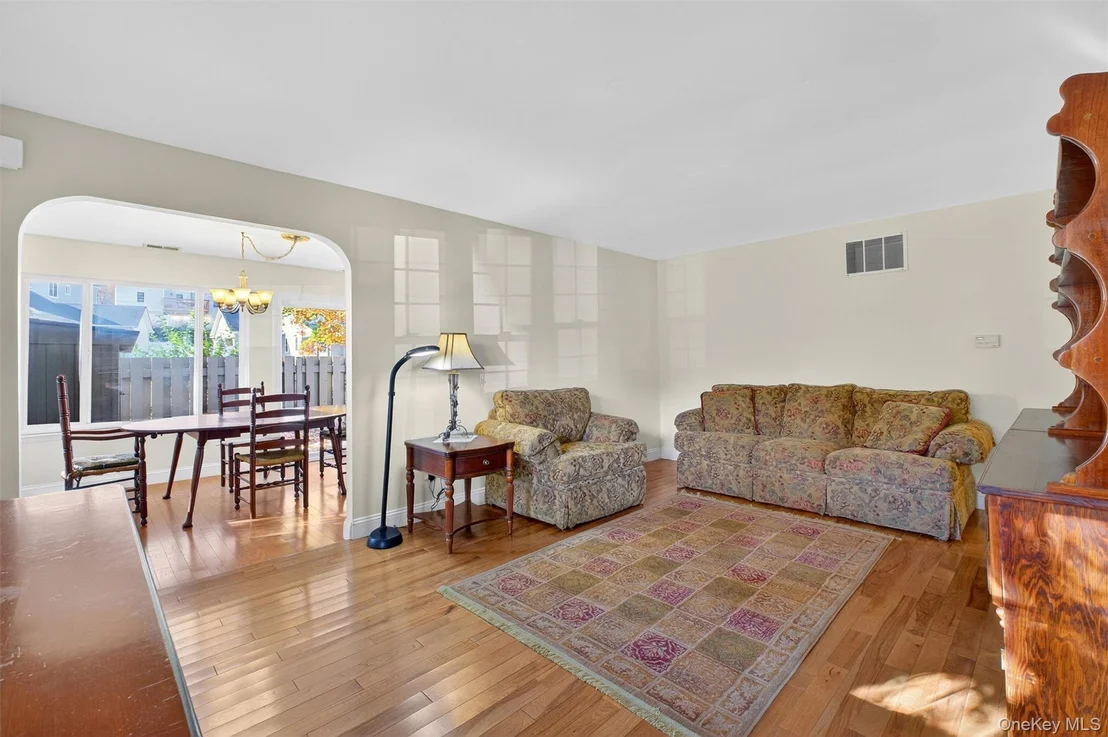 Photo of 48 Sunny Brook Circle