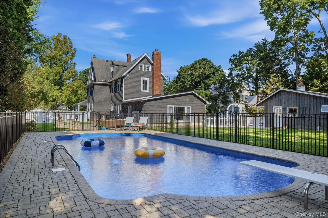 Photo of 61 Ocean Avenue