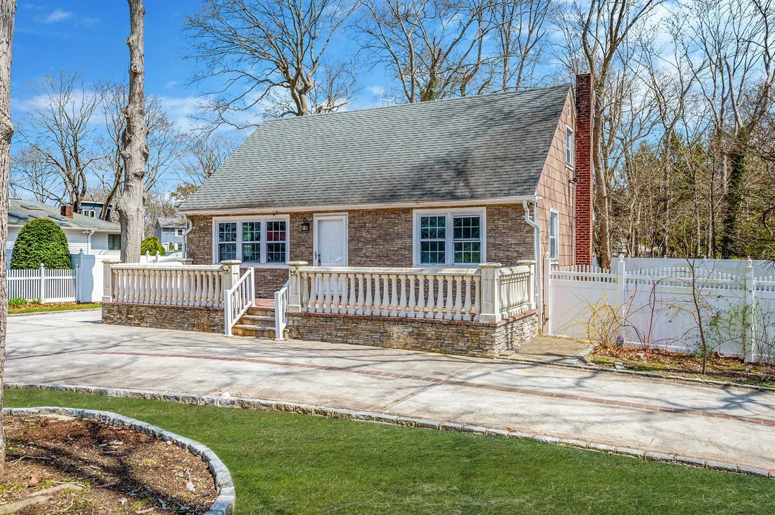 Photo of 23 Ridge Road