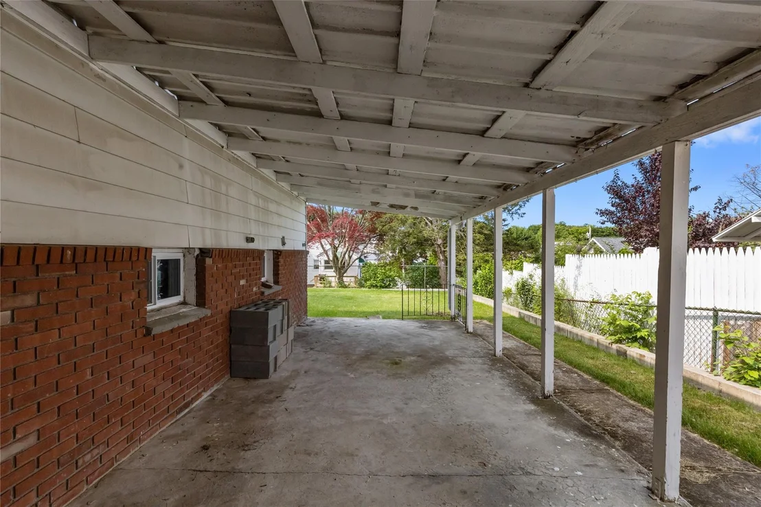 Photo of 156 2nd Street