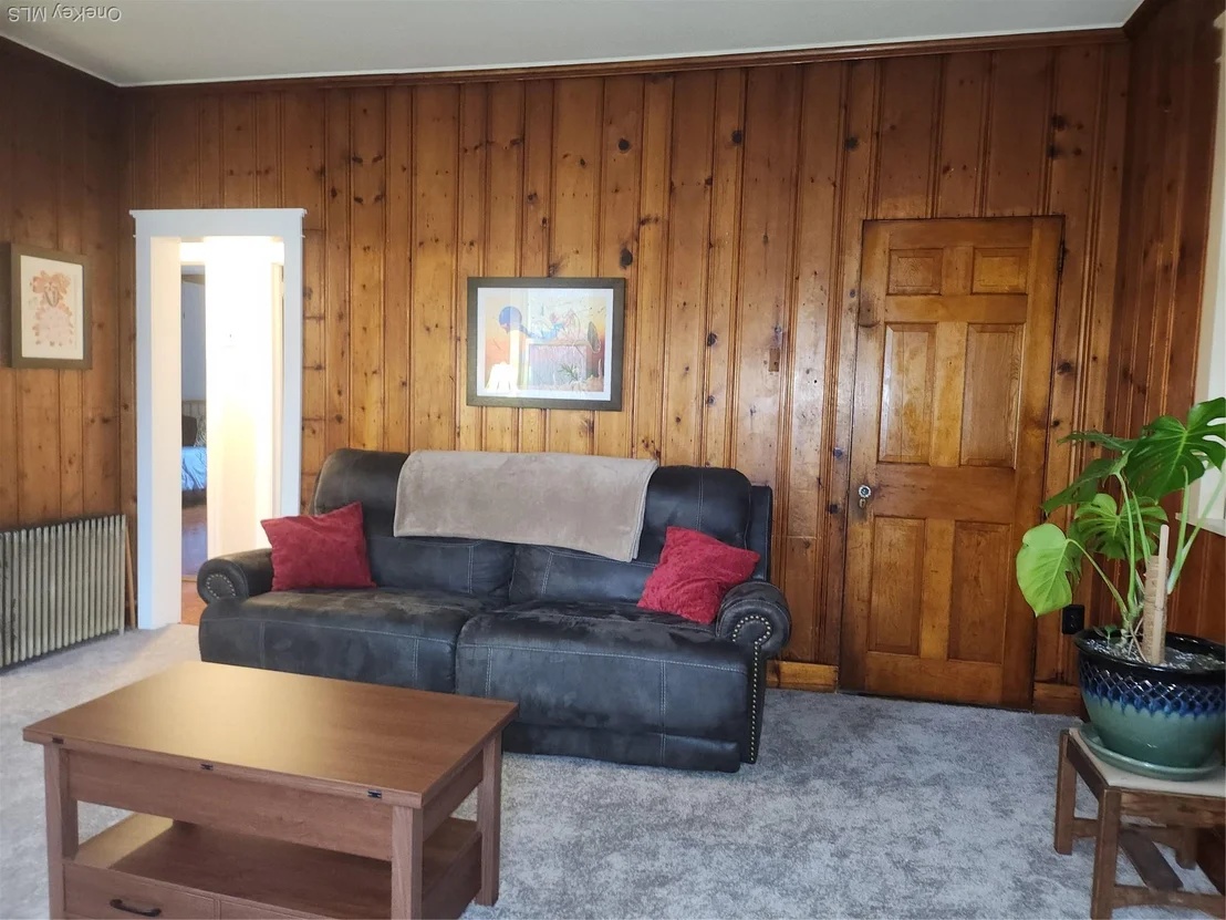 Photo of 39 W Pine Road