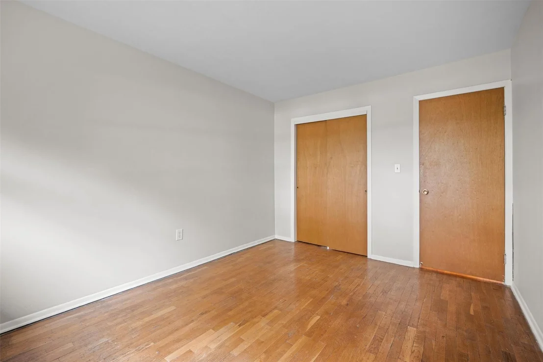 Photo of 75 Vails Gate Heights Drive
