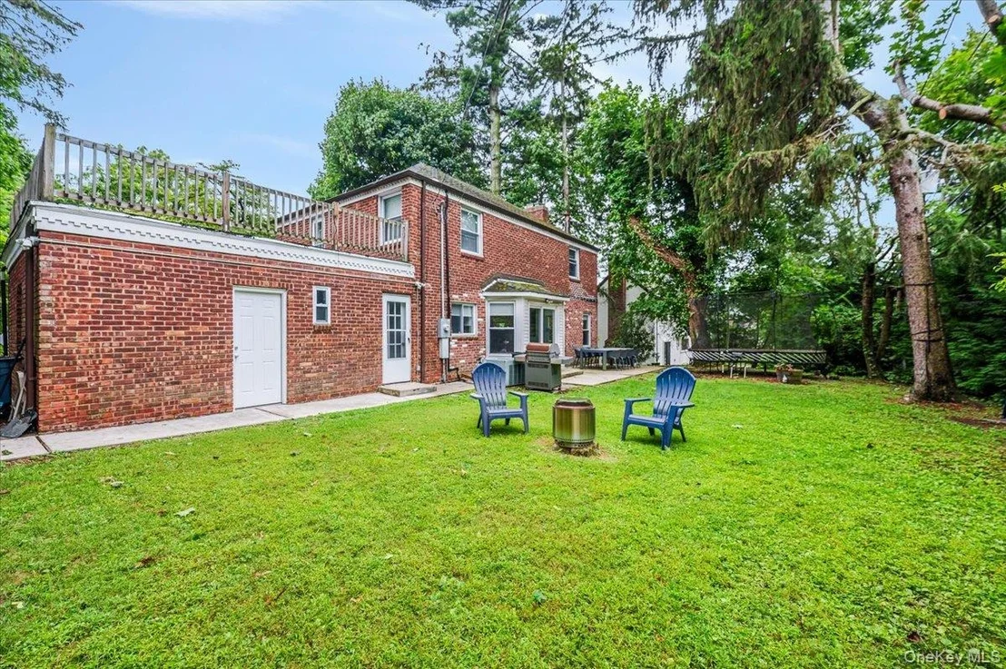 Photo of 113 Old Mill Road