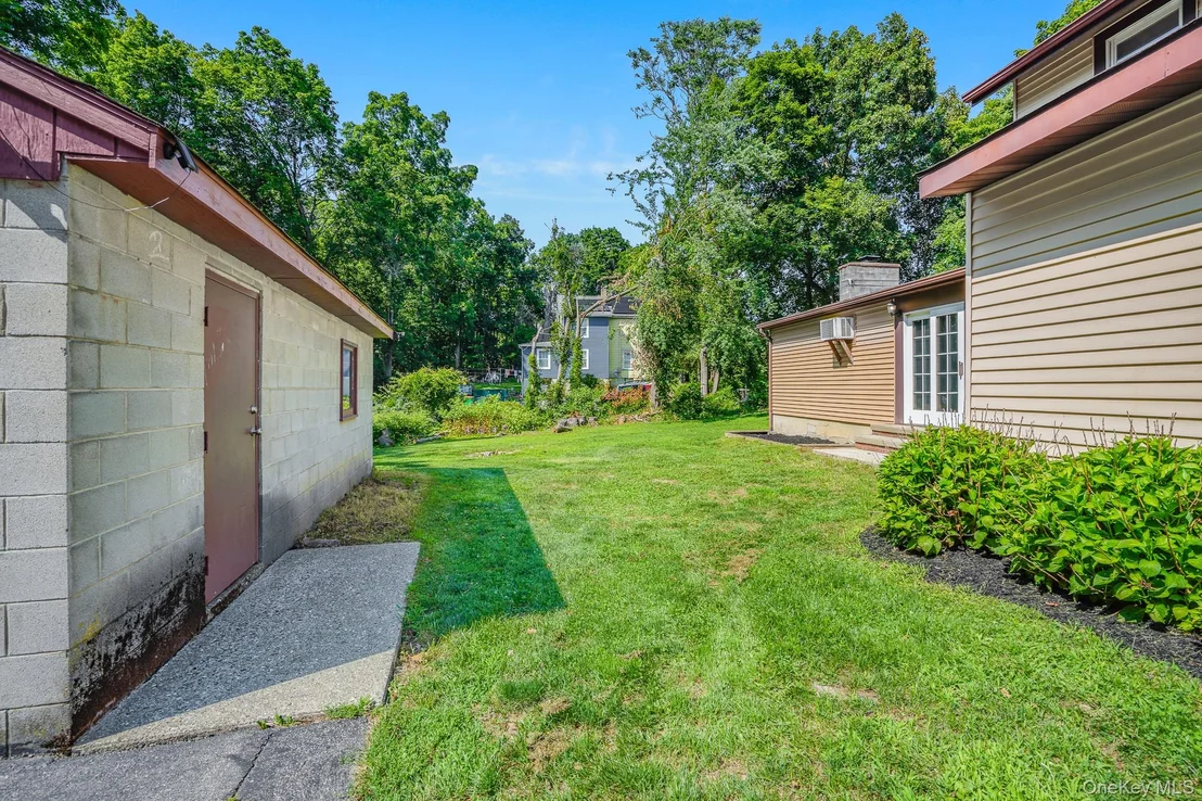 Photo of 23 Kent Avenue