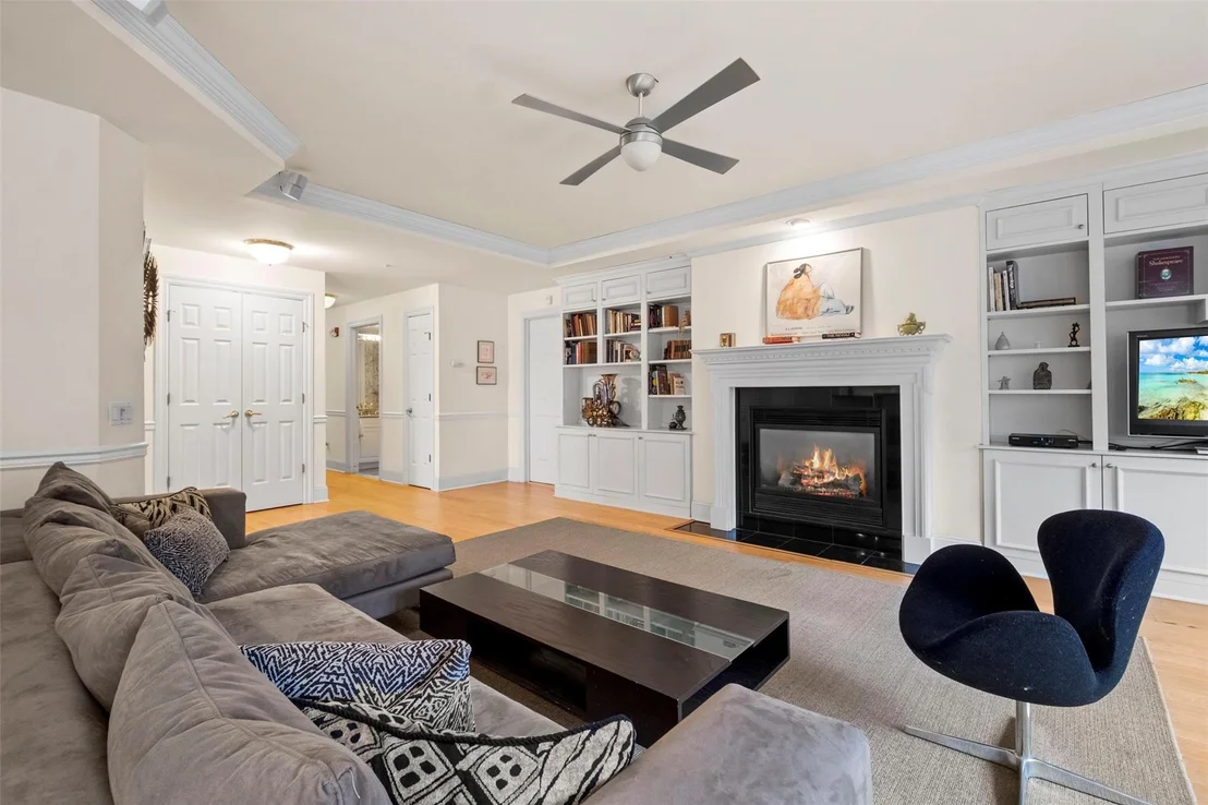 Photo of Unit 6 at 6 Highview Circle