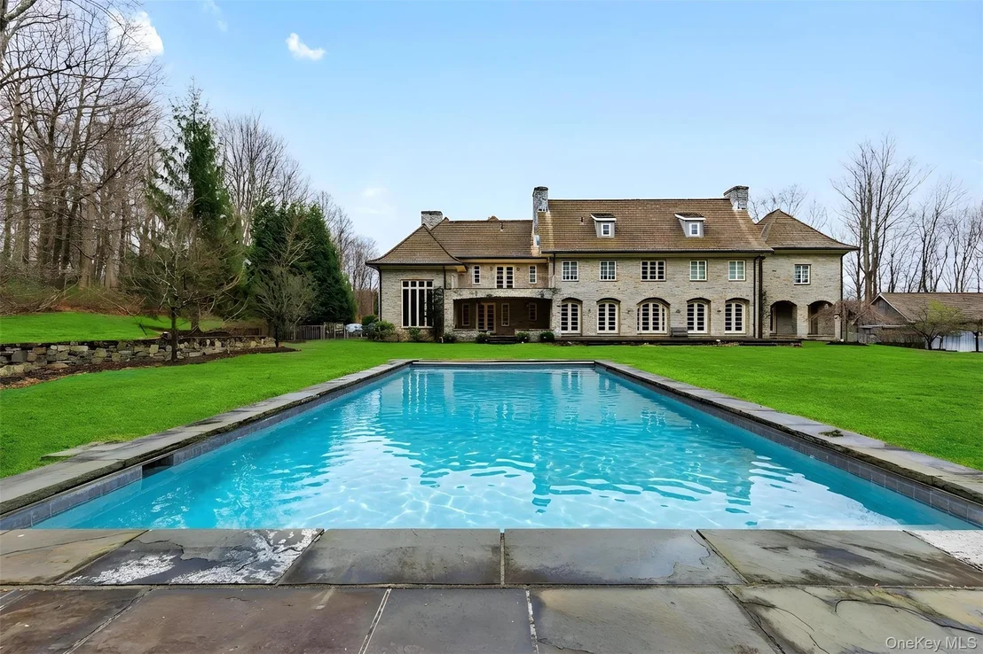 Photo of 72 Guard Hill Road