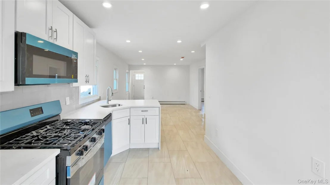 Photo of 224 Windsor Parkway