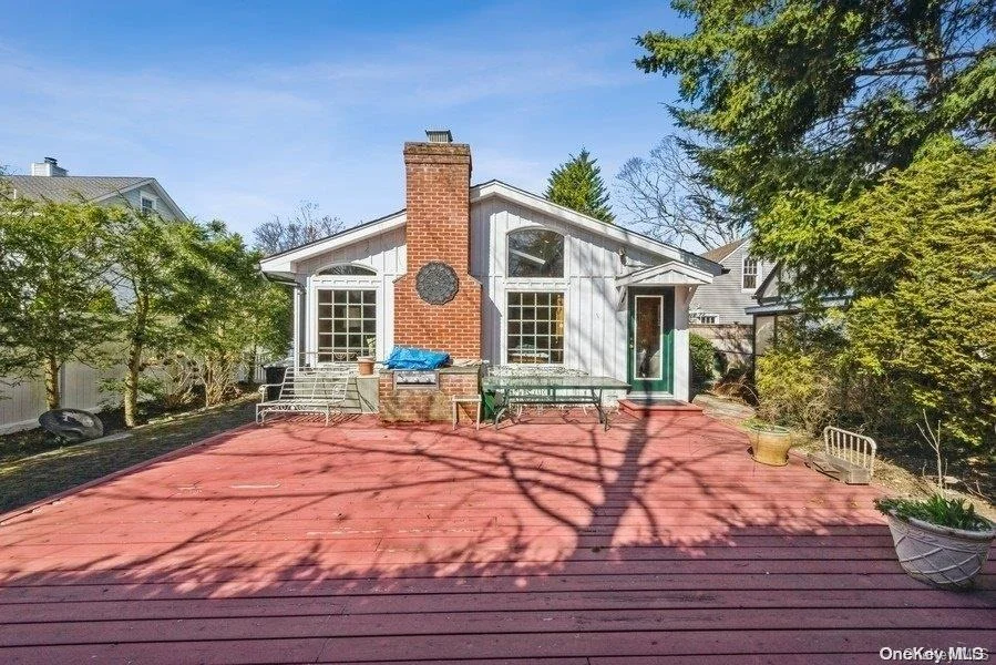 Photo of 1577 Argyle Road