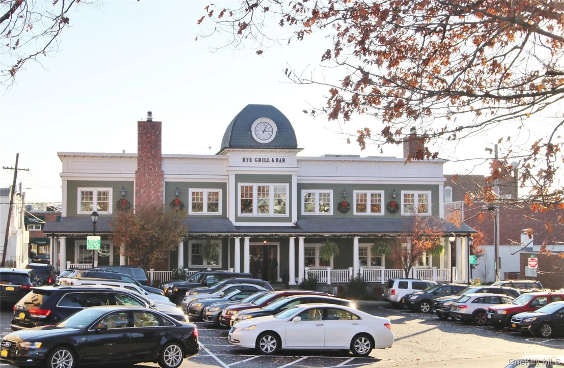 Photo of Unit A at 39 Avon Circle
